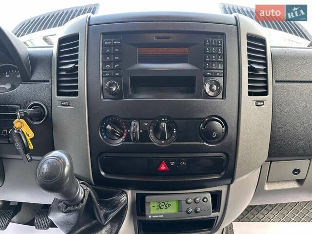Мерседес Sprinter, об'ємом двигуна 2.2 л та пробігом 167 тис. км за 28800 $, фото 31 на Automoto.ua