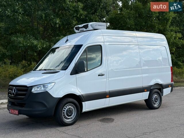 Мерседес Sprinter, объемом двигателя 2.2 л и пробегом 233 тыс. км за 21800 $, фото 1 на Automoto.ua