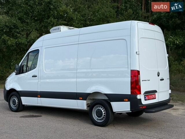 Мерседес Sprinter, объемом двигателя 2.2 л и пробегом 233 тыс. км за 21800 $, фото 3 на Automoto.ua