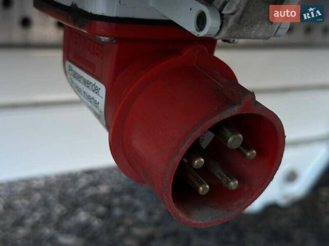 Мерседес Sprinter, объемом двигателя 2.2 л и пробегом 152 тыс. км за 29800 $, фото 11 на Automoto.ua