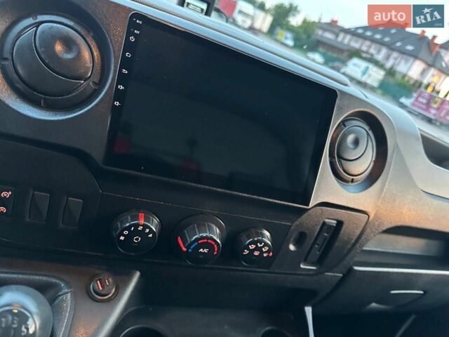 Мерседес Sprinter, объемом двигателя 2.2 л и пробегом 200 тыс. км за 29900 $, фото 1 на Automoto.ua