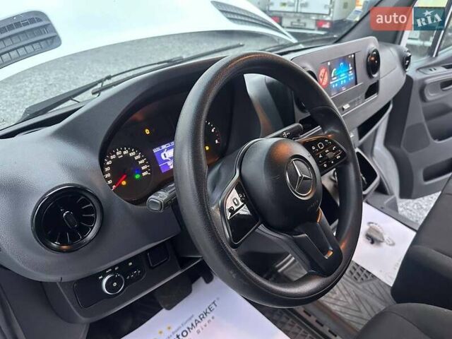 Мерседес Sprinter, объемом двигателя 2.2 л и пробегом 184 тыс. км за 32800 $, фото 33 на Automoto.ua