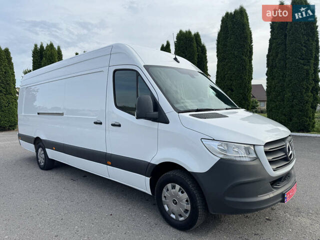 Мерседес Sprinter, объемом двигателя 2.2 л и пробегом 249 тыс. км за 31800 $, фото 4 на Automoto.ua