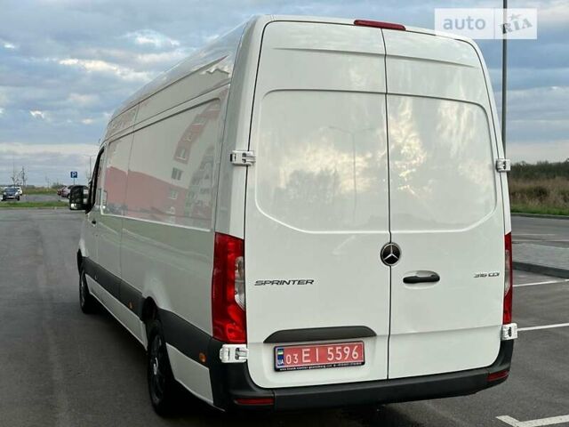 Мерседес Sprinter, объемом двигателя 2.2 л и пробегом 255 тыс. км за 27300 $, фото 28 на Automoto.ua