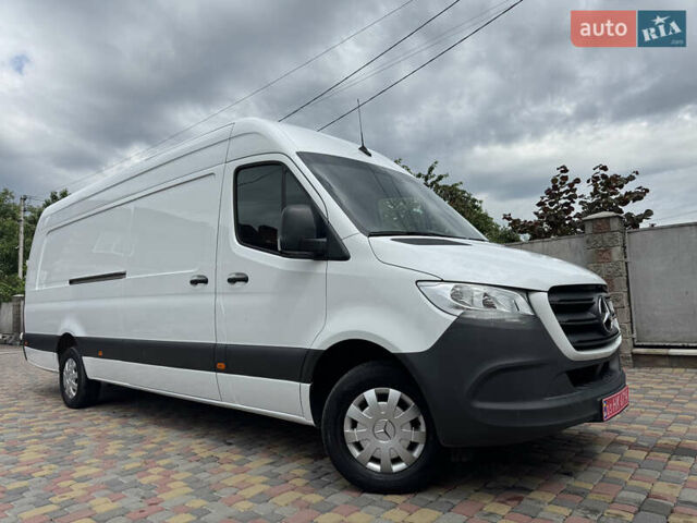 Мерседес Sprinter, объемом двигателя 2.2 л и пробегом 280 тыс. км за 30550 $, фото 1 на Automoto.ua
