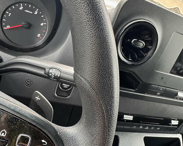 Мерседес Sprinter, объемом двигателя 2.2 л и пробегом 280 тыс. км за 30550 $, фото 2 на Automoto.ua