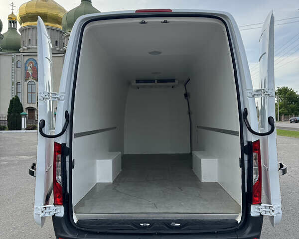 Мерседес Sprinter, объемом двигателя 2.2 л и пробегом 249 тыс. км за 31800 $, фото 13 на Automoto.ua