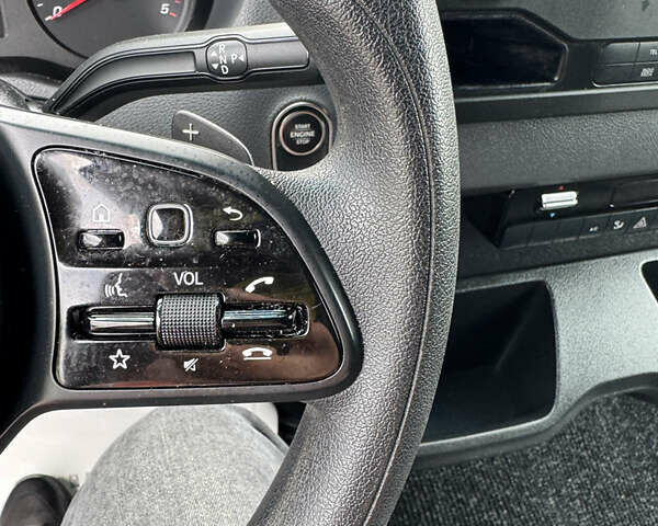 Мерседес Sprinter, объемом двигателя 2.2 л и пробегом 280 тыс. км за 30550 $, фото 4 на Automoto.ua