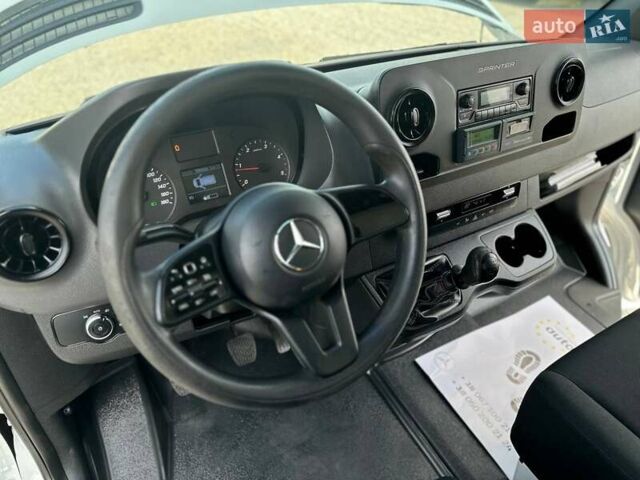 Мерседес Sprinter, об'ємом двигуна 2.2 л та пробігом 175 тис. км за 27900 $, фото 32 на Automoto.ua