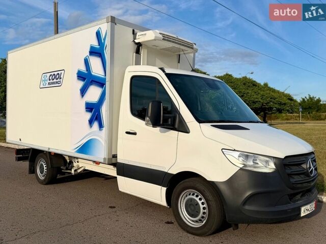 Мерседес Sprinter, объемом двигателя 2.2 л и пробегом 112 тыс. км за 29950 $, фото 1 на Automoto.ua