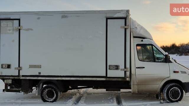 Мерседес Sprinter, об'ємом двигуна 2.2 л та пробігом 246 тис. км за 12900 $, фото 9 на Automoto.ua