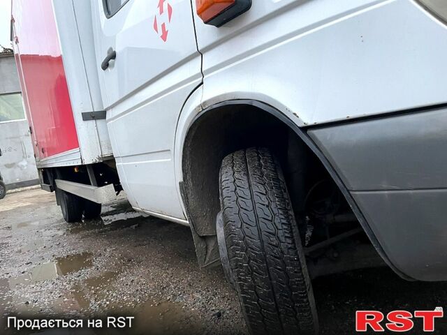 Мерседес Sprinter, объемом двигателя 22 л и пробегом 700 тыс. км за 11500 $, фото 7 на Automoto.ua