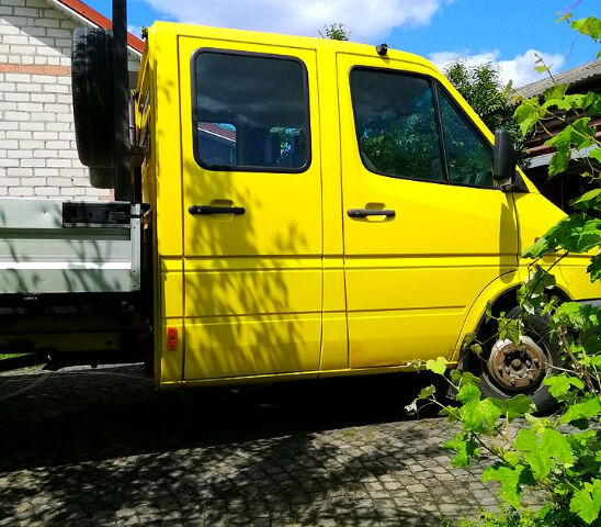 Мерседес Sprinter, об'ємом двигуна 2.2 л та пробігом 296 тис. км за 13200 $, фото 2 на Automoto.ua