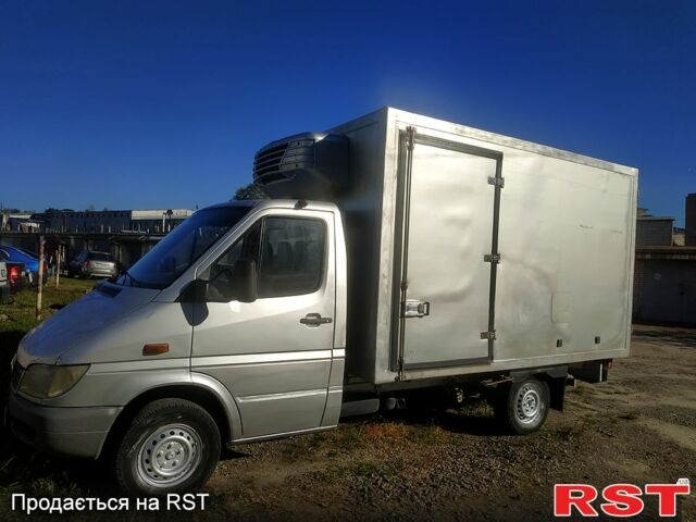 Мерседес Sprinter, объемом двигателя 2.2 л и пробегом 318 тыс. км за 6200 $, фото 11 на Automoto.ua