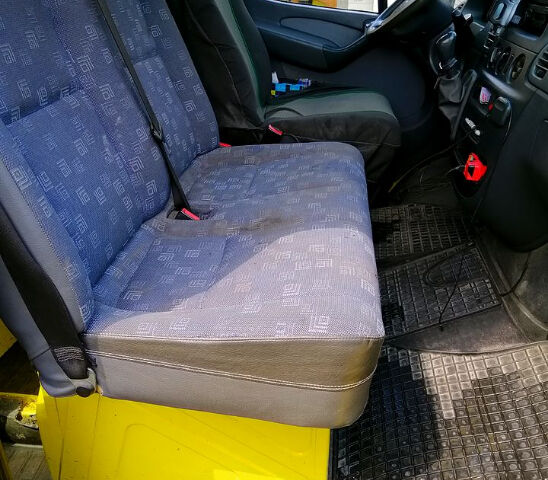Мерседес Sprinter, об'ємом двигуна 2.2 л та пробігом 296 тис. км за 13200 $, фото 4 на Automoto.ua