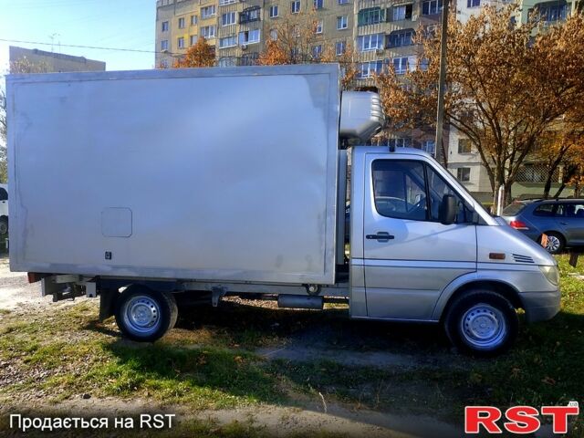 Мерседес Sprinter, объемом двигателя 2.2 л и пробегом 318 тыс. км за 6200 $, фото 4 на Automoto.ua