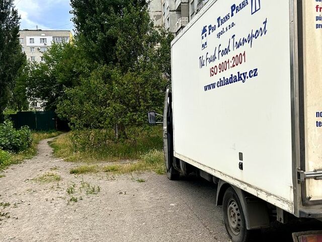 Мерседес Sprinter, объемом двигателя 2.2 л и пробегом 307 тыс. км за 10500 $, фото 3 на Automoto.ua