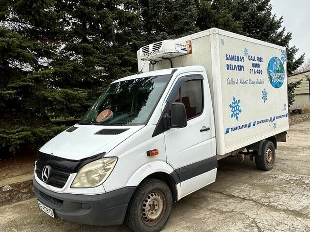 Мерседес Sprinter, объемом двигателя 2.2 л и пробегом 462 тыс. км за 12400 $, фото 1 на Automoto.ua