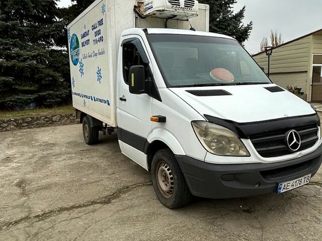Мерседес Sprinter, объемом двигателя 2.2 л и пробегом 462 тыс. км за 12400 $, фото 2 на Automoto.ua