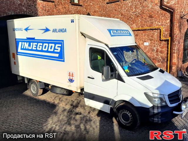Мерседес Sprinter, объемом двигателя 2.2 л и пробегом 205 тыс. км за 18000 $, фото 1 на Automoto.ua