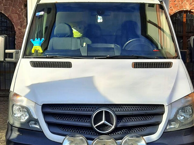 Мерседес Sprinter, объемом двигателя 2.2 л и пробегом 205 тыс. км за 18000 $, фото 4 на Automoto.ua