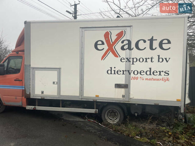 Мерседес Sprinter, объемом двигателя 2.69 л и пробегом 515 тыс. км за 13800 $, фото 3 на Automoto.ua