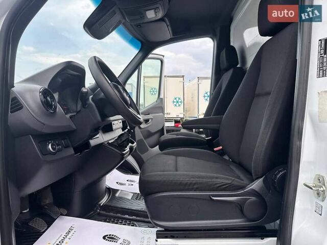 Мерседес Sprinter, объемом двигателя 2.2 л и пробегом 150 тыс. км за 28900 $, фото 32 на Automoto.ua