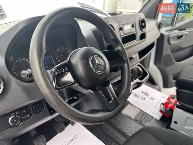 Мерседес Sprinter, объемом двигателя 2.2 л и пробегом 150 тыс. км за 28900 $, фото 31 на Automoto.ua