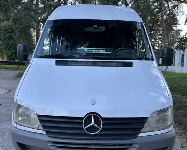 Мерседес Sprinter, объемом двигателя 2.2 л и пробегом 499 тыс. км за 7300 $, фото 9 на Automoto.ua