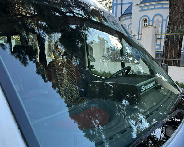 Мерседес Sprinter, объемом двигателя 2.2 л и пробегом 499 тыс. км за 7300 $, фото 15 на Automoto.ua