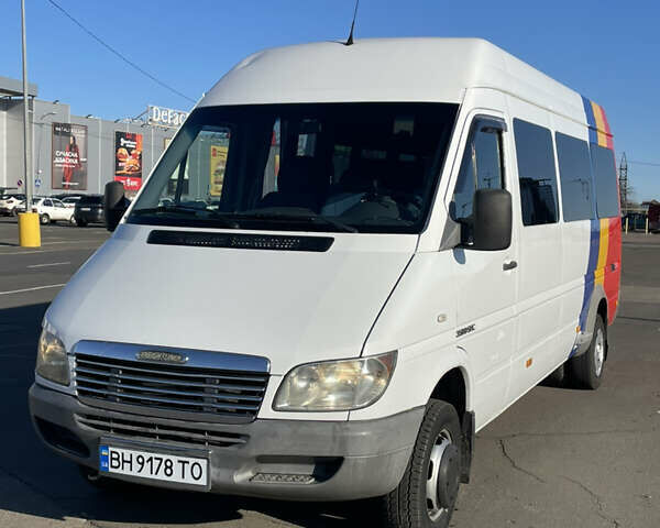 Мерседес Sprinter, объемом двигателя 2.7 л и пробегом 700 тыс. км за 14200 $, фото 1 на Automoto.ua