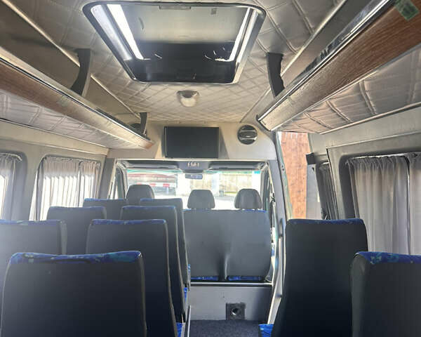 Мерседес Sprinter, объемом двигателя 2.2 л и пробегом 450 тыс. км за 23500 $, фото 25 на Automoto.ua