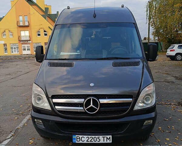 Мерседес Sprinter, объемом двигателя 3 л и пробегом 430 тыс. км за 29200 $, фото 1 на Automoto.ua