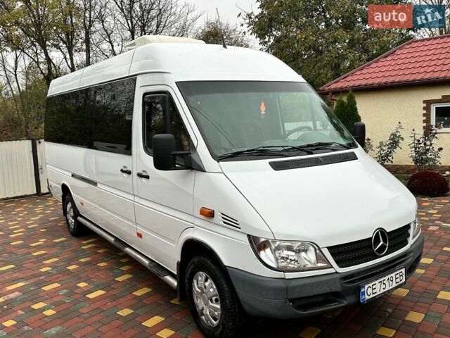 Мерседес Sprinter, объемом двигателя 2.2 л и пробегом 450 тыс. км за 8300 $, фото 3 на Automoto.ua