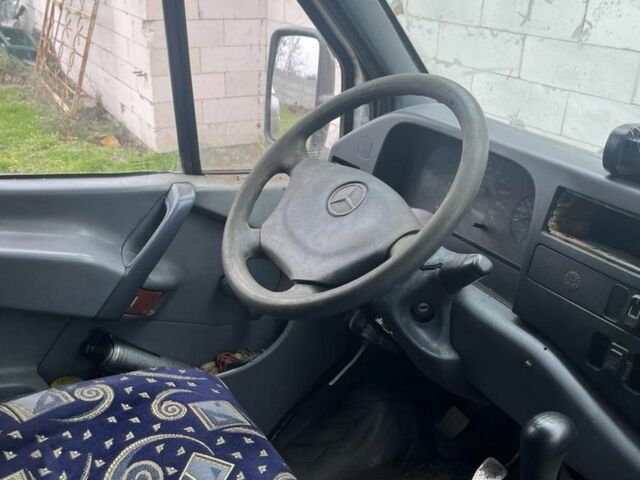 Мерседес Sprinter, об'ємом двигуна 0 л та пробігом 0 тис. км за 3800 $, фото 2 на Automoto.ua