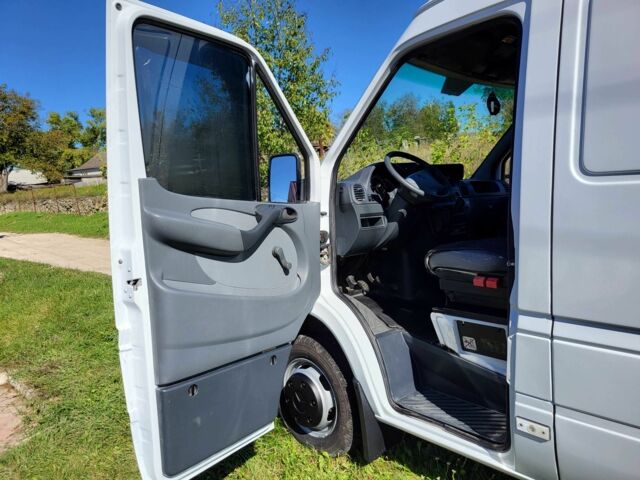 Мерседес Sprinter, об'ємом двигуна 0 л та пробігом 0 тис. км за 17075 $, фото 16 на Automoto.ua