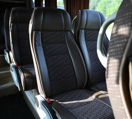 Мерседес Sprinter, об'ємом двигуна 3 л та пробігом 405 тис. км за 47000 $, фото 5 на Automoto.ua