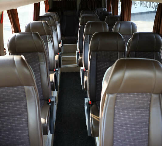 Мерседес Sprinter, об'ємом двигуна 3 л та пробігом 405 тис. км за 47000 $, фото 2 на Automoto.ua