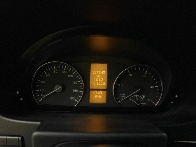 Мерседес Sprinter, об'ємом двигуна 0 л та пробігом 0 тис. км за 17300 $, фото 5 на Automoto.ua