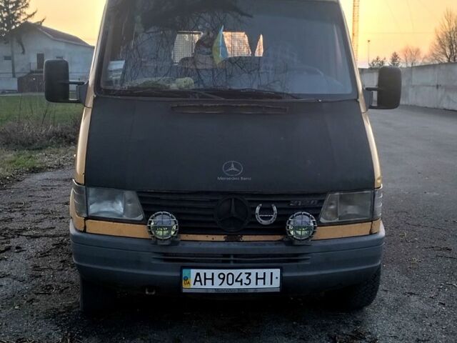 Мерседес Sprinter, объемом двигателя 2.9 л и пробегом 700 тыс. км за 3000 $, фото 1 на Automoto.ua