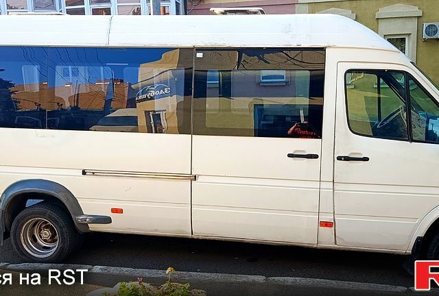 Мерседес Sprinter, объемом двигателя 2.9 л и пробегом 350 тыс. км за 7000 $, фото 4 на Automoto.ua