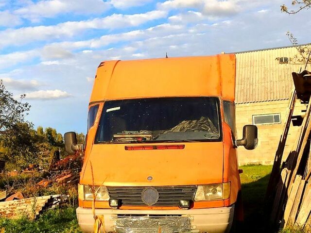 Мерседес Sprinter, об'ємом двигуна 2.3 л та пробігом 555 тис. км за 4000 $, фото 1 на Automoto.ua