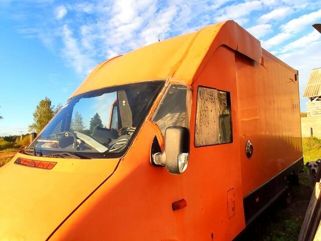 Мерседес Sprinter, об'ємом двигуна 2.3 л та пробігом 555 тис. км за 4000 $, фото 2 на Automoto.ua