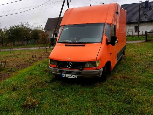 Мерседес Sprinter, об'ємом двигуна 2.3 л та пробігом 555 тис. км за 4000 $, фото 12 на Automoto.ua
