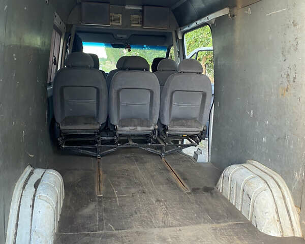 Мерседес Sprinter, объемом двигателя 2.3 л и пробегом 413 тыс. км за 4450 $, фото 7 на Automoto.ua
