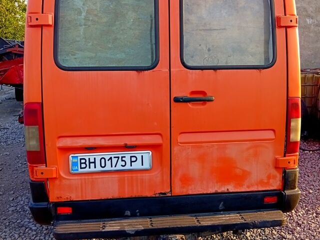 Мерседес Sprinter, объемом двигателя 2.3 л и пробегом 400 тыс. км за 5500 $, фото 7 на Automoto.ua