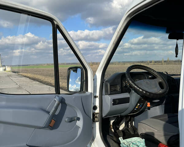 Мерседес Sprinter, об'ємом двигуна 2.87 л та пробігом 920 тис. км за 7300 $, фото 8 на Automoto.ua