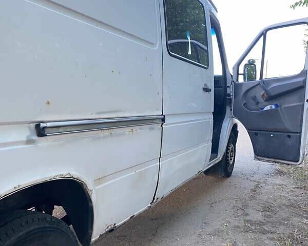 Мерседес Sprinter, объемом двигателя 2.3 л и пробегом 413 тыс. км за 4450 $, фото 8 на Automoto.ua