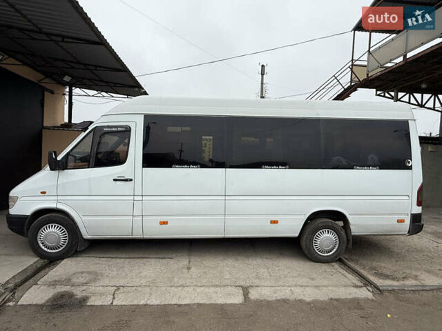 Мерседес Sprinter, объемом двигателя 0 л и пробегом 300 тыс. км за 8500 $, фото 7 на Automoto.ua