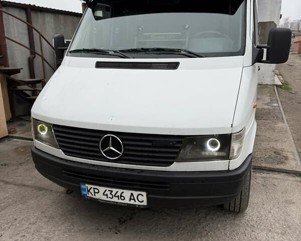 Мерседес Sprinter, объемом двигателя 0 л и пробегом 300 тыс. км за 8500 $, фото 3 на Automoto.ua